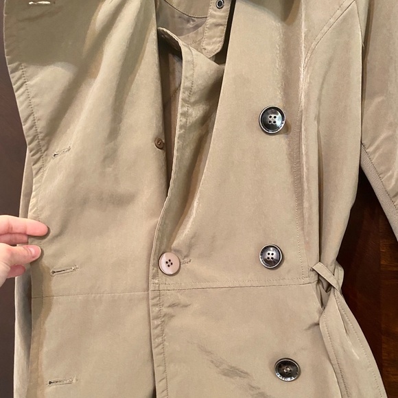 ❌SOLD❌BCBGMaxAzria Trench Coat Size Medium - Picture 15 of 16
